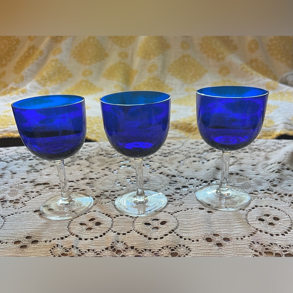 Set of 3 Vintage Cobalt Blue Cordial Glasses - Clear Wafer Stem